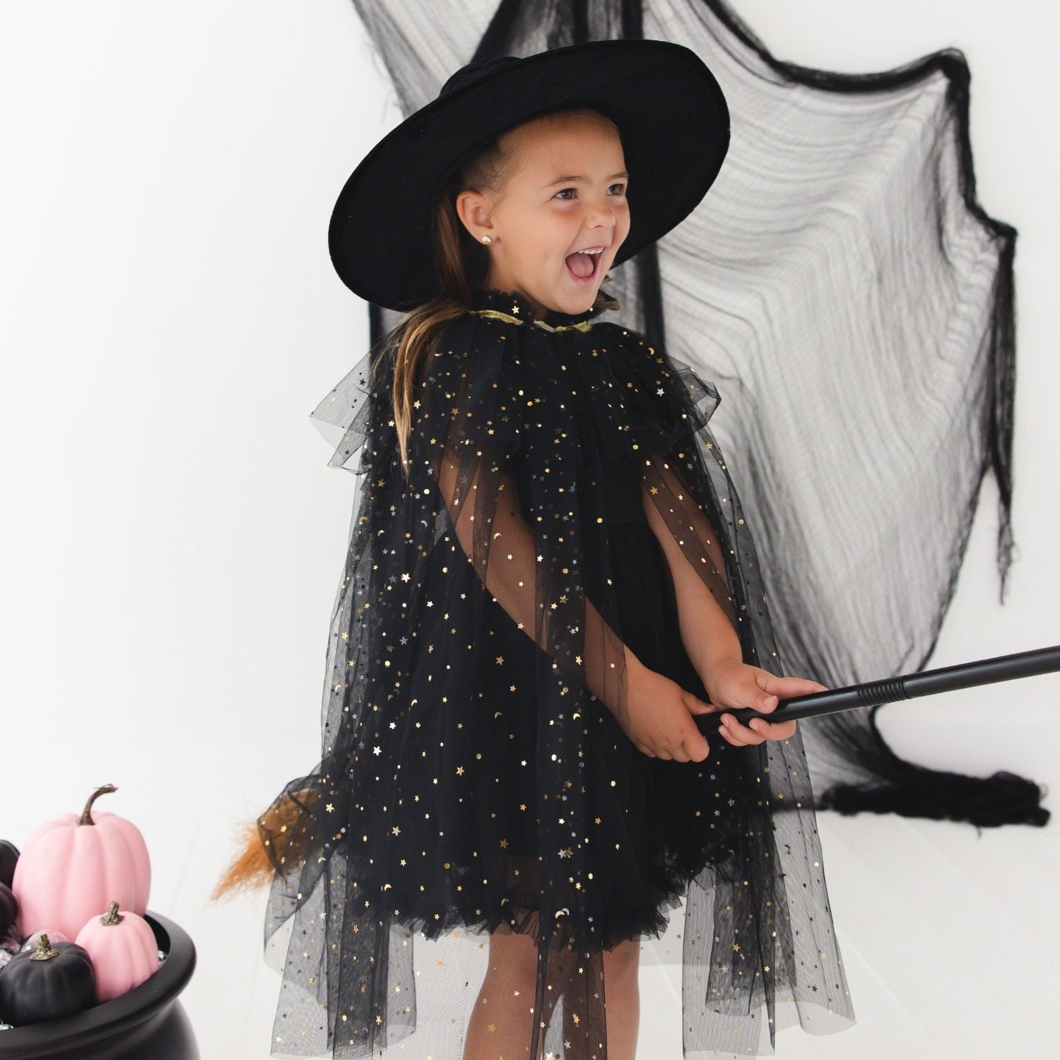 black dress for witch costume Up Kit classygown Sizes:5x7 inch GORGLITTER Women's Lace Long pointed witch hat thats