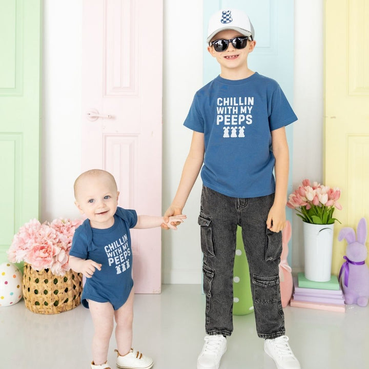 Chillin With My Peeps Easter Short Sleeve T-Shirt - Indigo