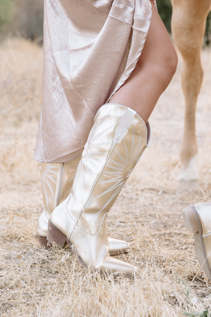 Wild + Rae Women's Goldie Cowgirl Boots